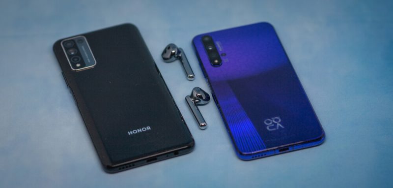 Huawei FreeBuds 4 мультипойнт
