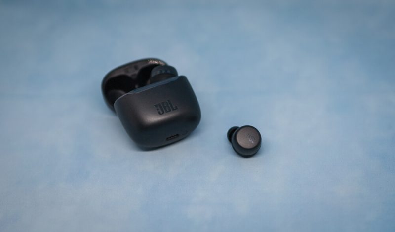 JBL Tour Pro+ ture wireless наушники