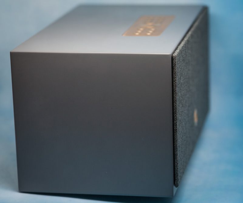 Audio Pro C10 MKII сбоку