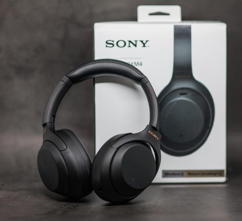 Sony WH-1000XM4 коробка