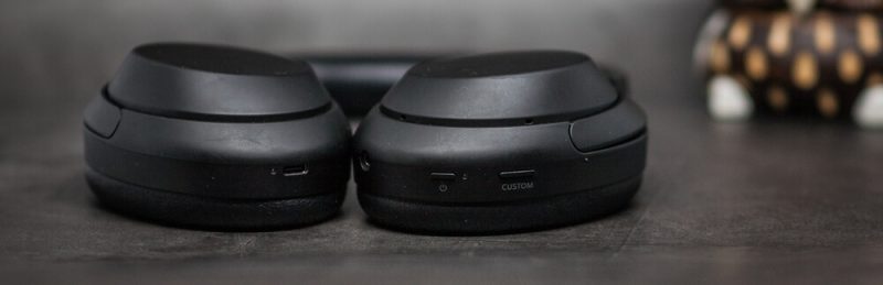 Sony WH-1000XM4 кнопки и разъём Type-C