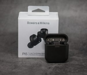 Bowers & Wilkins PI5 коробка