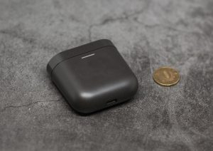 Bowers & Wilkins PI5 кейс спереди, размеры