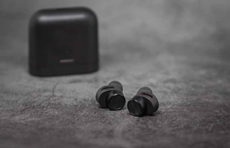 Полностью беспроводные наушники Bowers & Wilkins PI5