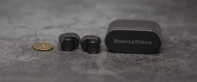 Bowers & Wilkins PI5 размеры наушников и кейса