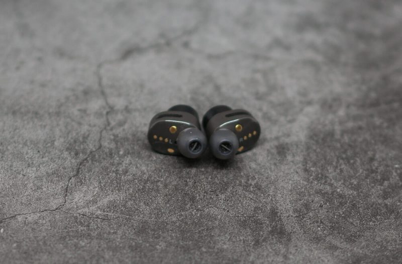 Bowers & Wilkins PI5 корпусы с внутренней стороны