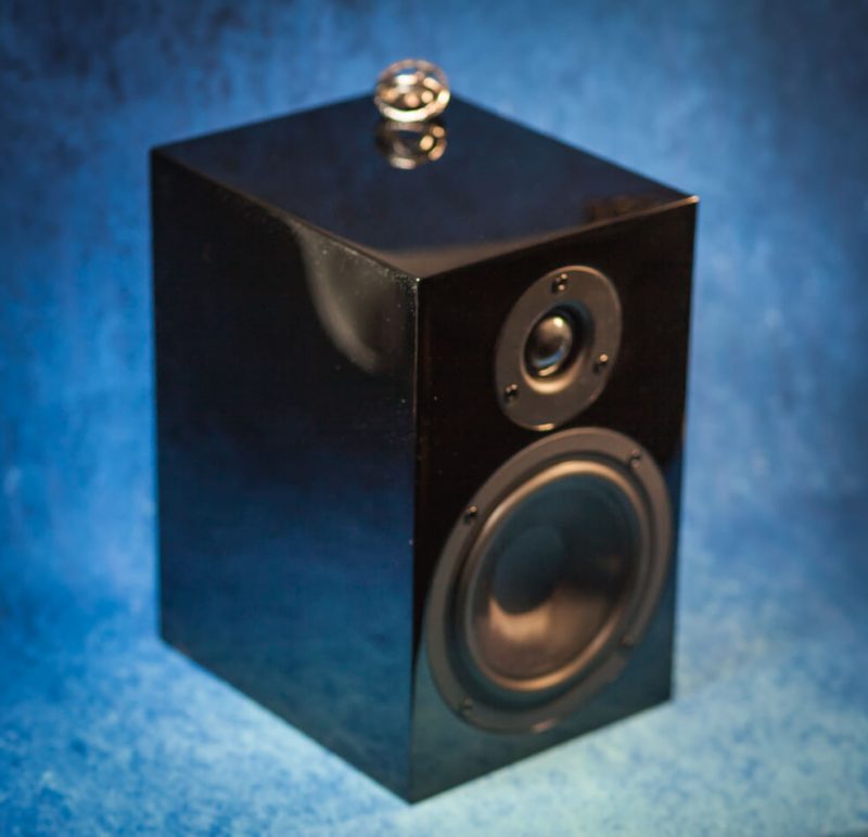 Pro-Ject Speaker Box 5 глянцевое покрытие