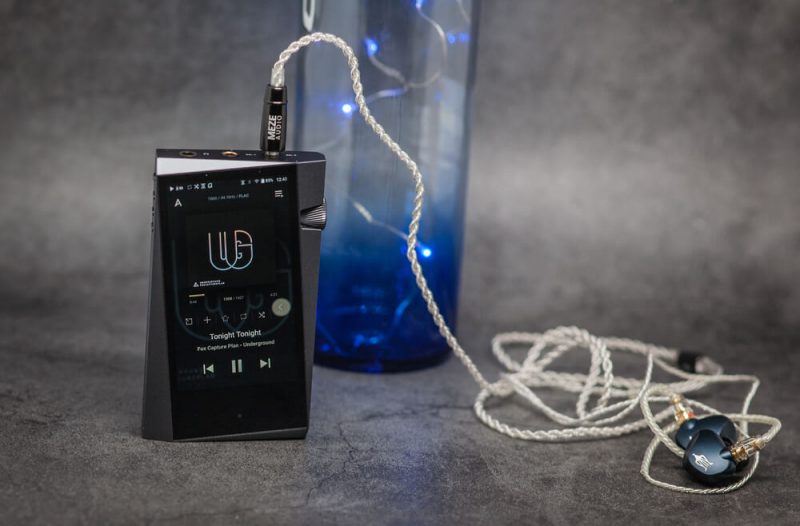 Плеер Astell & Kern A&norma SR25 MKII, экран