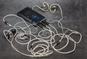 Astell & Kern SR25 MKII подключение наушников