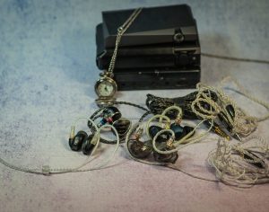 Westone W80 v3, Fiio FH5s, Meze Rai Penta и 8-драйверные кастомы