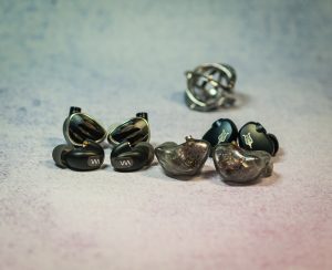 Westone W80 v3, Fiio FH5s, Meze Rai Penta и 8-драйверные кастомы