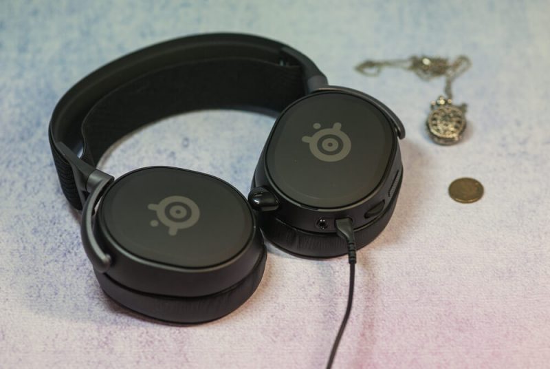 SteelSeries Arctis Prime поворотные чаши