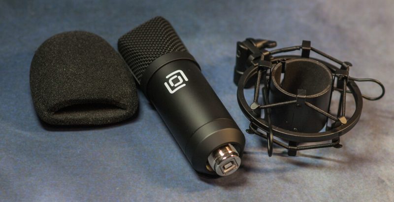 Микрофон Oklick SM-700G, мягкая ветрозащита и стойка "паук"