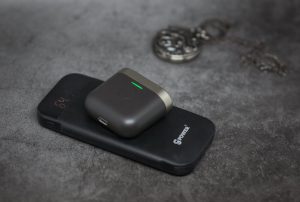 Bowers & Wilkins PI7 беспроводная зарядка