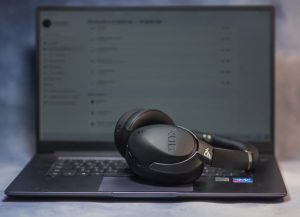 Asus ROG Strix GO BT беспроводные игровые наушники