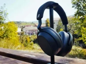 Огляд Sennheiser MOMENTUM 4 Wireless - Кращі Бездротові Навушники до 400$ 42 Sennheiser MOMENTUM 4 Wireless