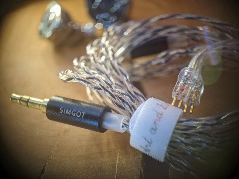 Simgot EW300