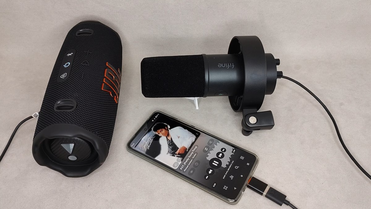 Обзор JBL Charge 6 VS JBL Flip 7 - Звук без Потерь Через USB-C, Быстрая Зарядка до 60 Вт, Рейтинг Ударопрочности 4 Запись звучания JBL Charge 6 на микрофон