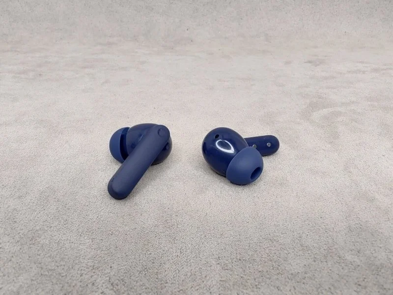 Обзор CMF buds 2 Plus (2025) VS CMF buds 2 PRO (2024) VS Nothing Ear (a) VS Nothing Ear (3) - Отличная Альтернатива и 15 Часов на Одном Заряде 27 CMF buds 2 Plus - наушники
