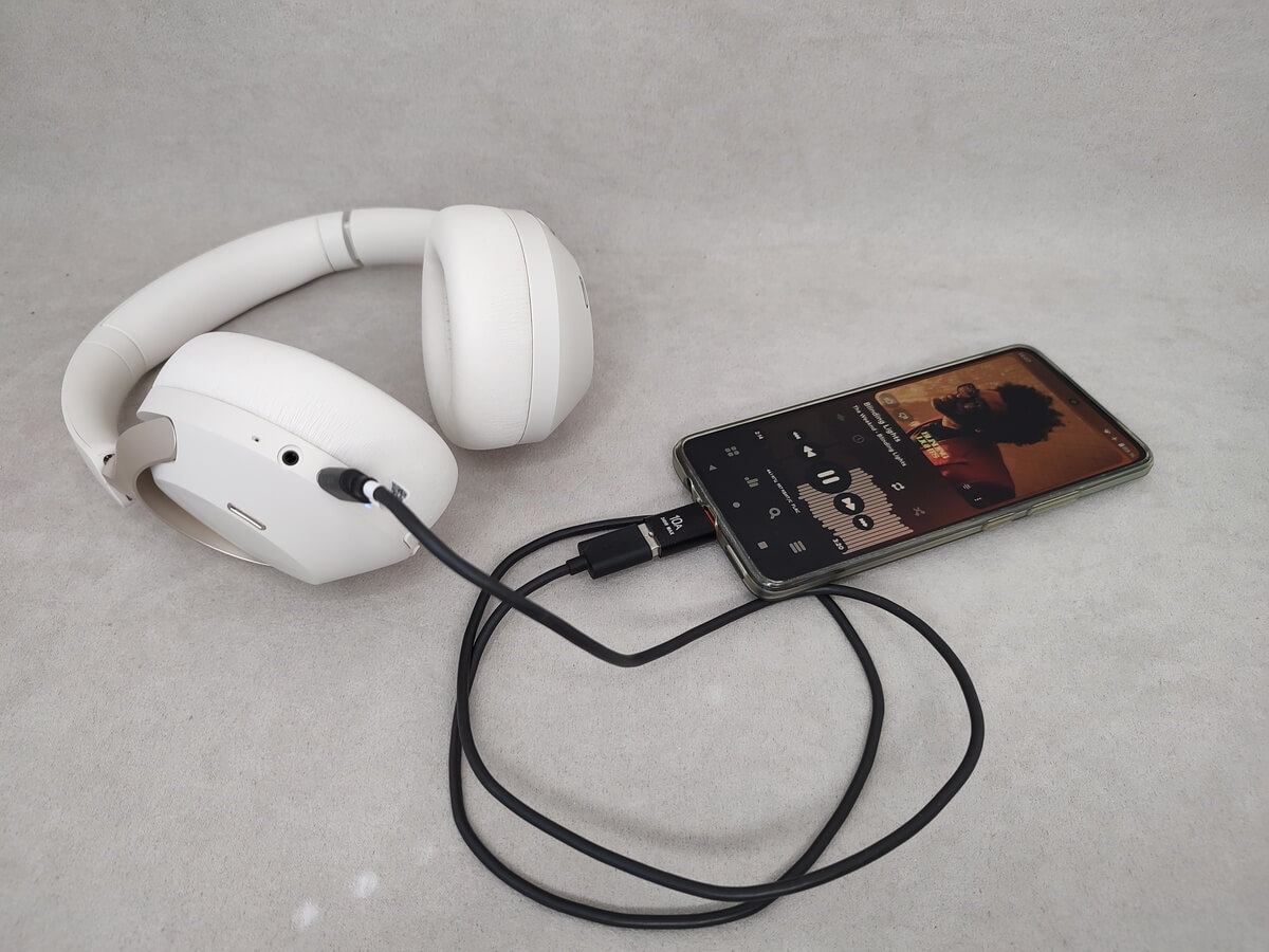 Haylou S40 - подключение по проводу.