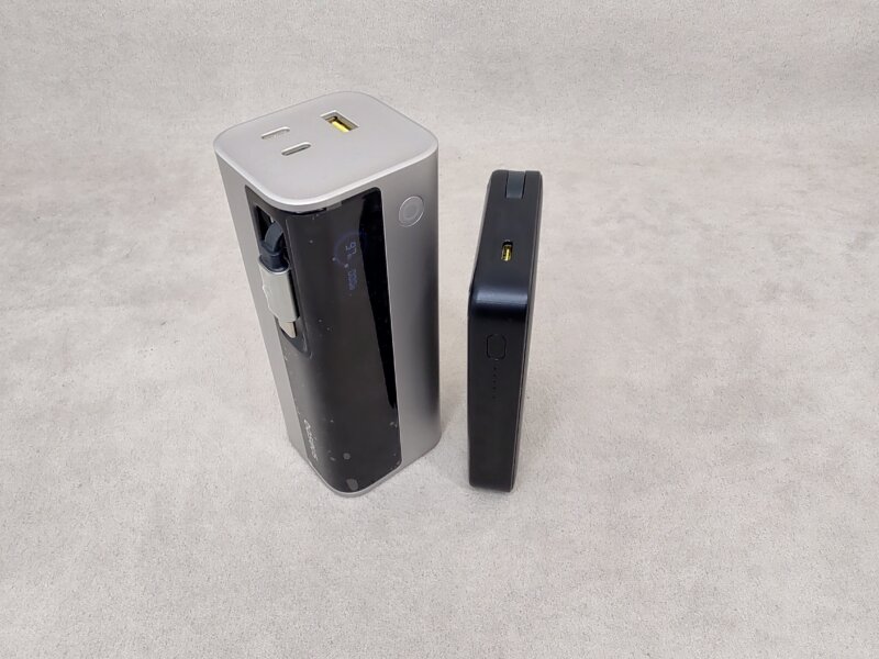 Baseus EnerGeek GR11 vs Baseus PicoGo AM61