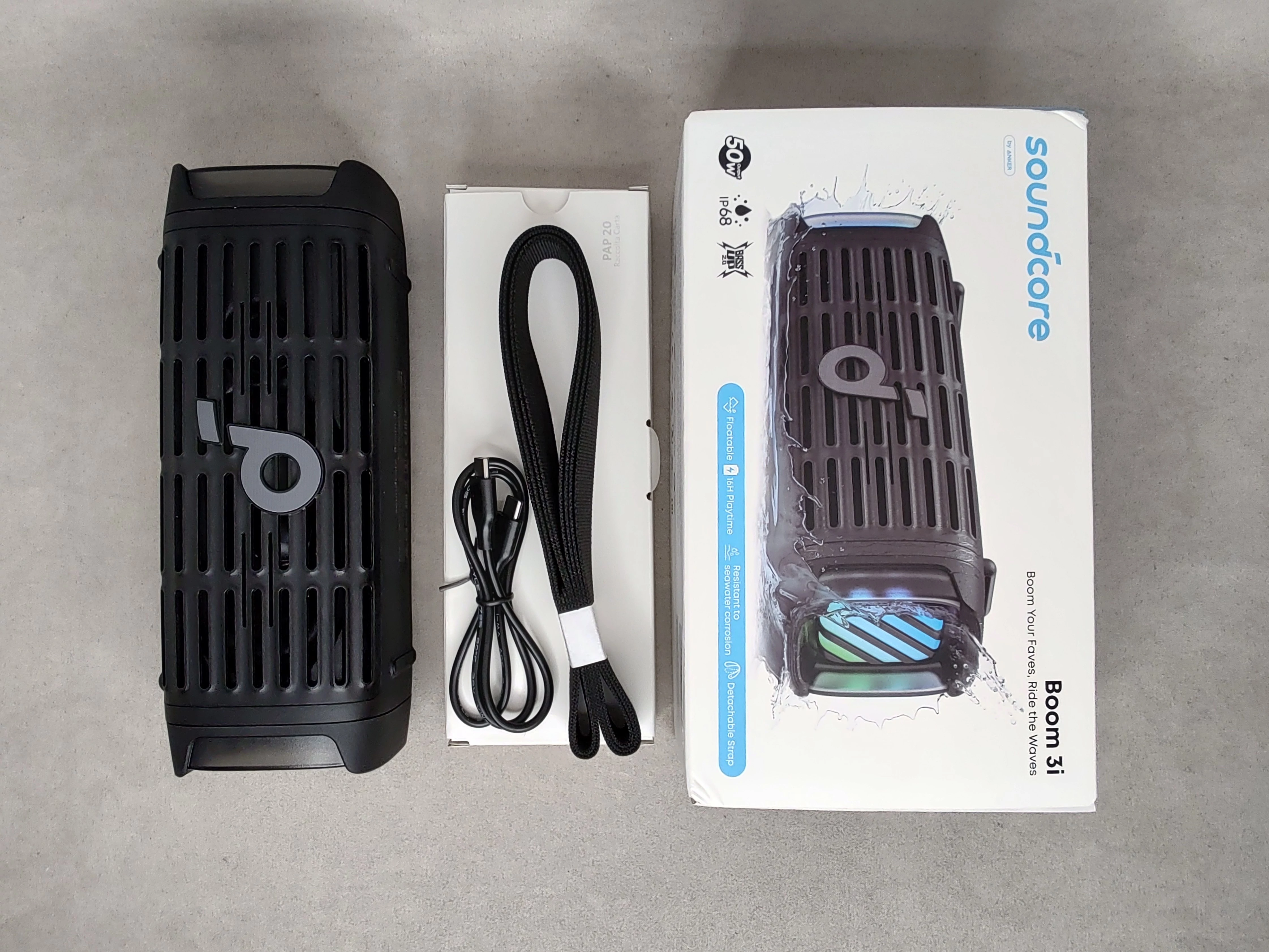 ОБЗОР Anker SoundCore Boom 3i - Лучшая НЕУБИВАЕМАЯ и Функциональная Колонка до $100 34 Anker SoundCore Boom 3i комплектация