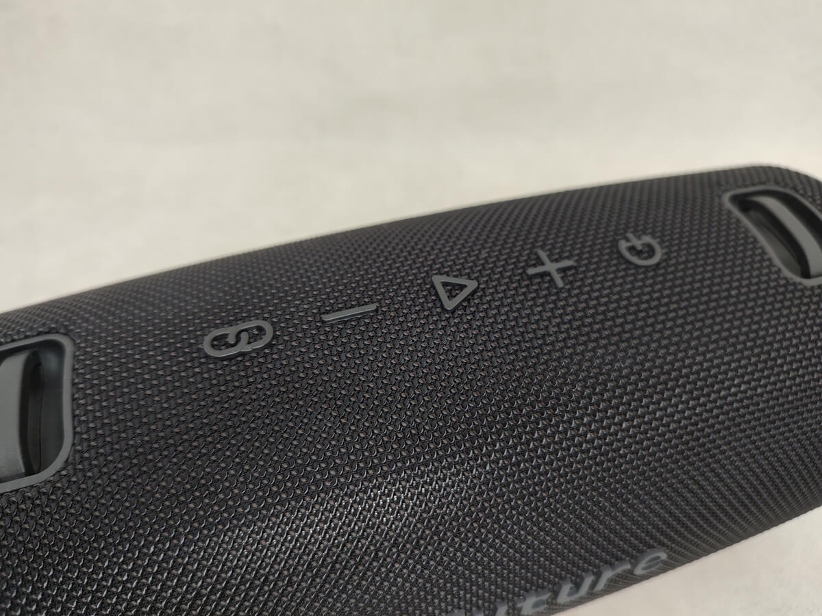 ОБЗОР HiFuture Gravity - ЛУЧШАЯ Колонка Размером с JBL Charge 6 до $60 65 Кнопки управления HiFuture Gravity