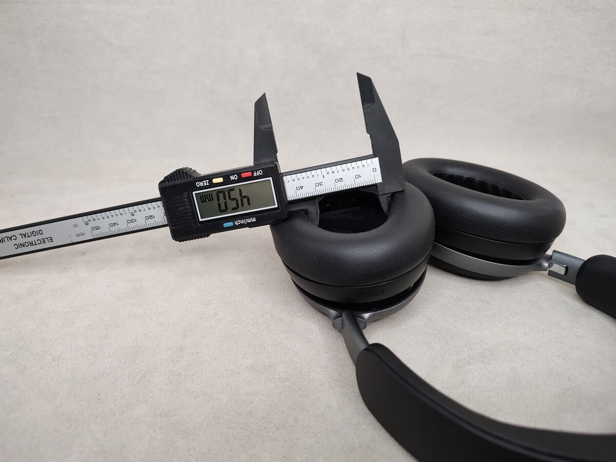 ОБЗОР Bose QuietComfort Ultra Headphones - Лучшее Шумоподавление до $300 и Пространственный Звук 50 Bose QuietComfort Ultra Headphones - внутренняя ширина амбушюры.