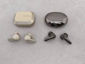сравнение Realme Buds Air8 vs Realme Buds Air 6 Pro