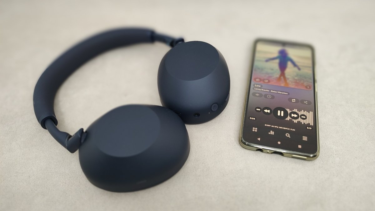 ОБЗОР Sony WH-1000XM6: Сравниваем 3 Поколения. Ещё Лучше Звук и Шумоподавление 6 Sony WH-1000XM6 звук