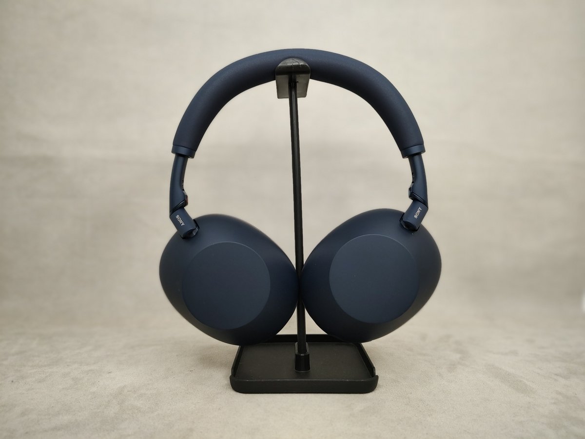 ОБЗОР Sony WH-1000XM6: Сравниваем 3 Поколения. Ещё Лучше Звук и Шумоподавление 19 Полноразмерные наушники Sony WH-1000XM6