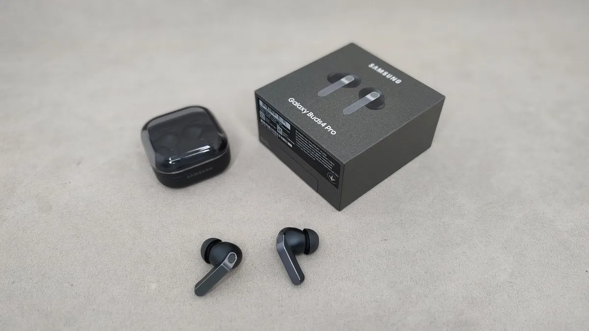 ОГЛЯД Samsung Galaxy Buds 4 Pro — НАЙКРАЩІ навушники для Samsung, Android та iOS 49 Внутрішньоканальні навушники Samsung Galaxy Buds 4 Pro