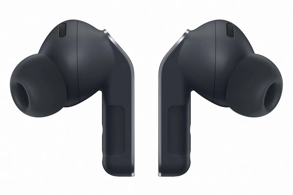 Samsung Galaxy Buds 4 Pro Black — вид сбоку