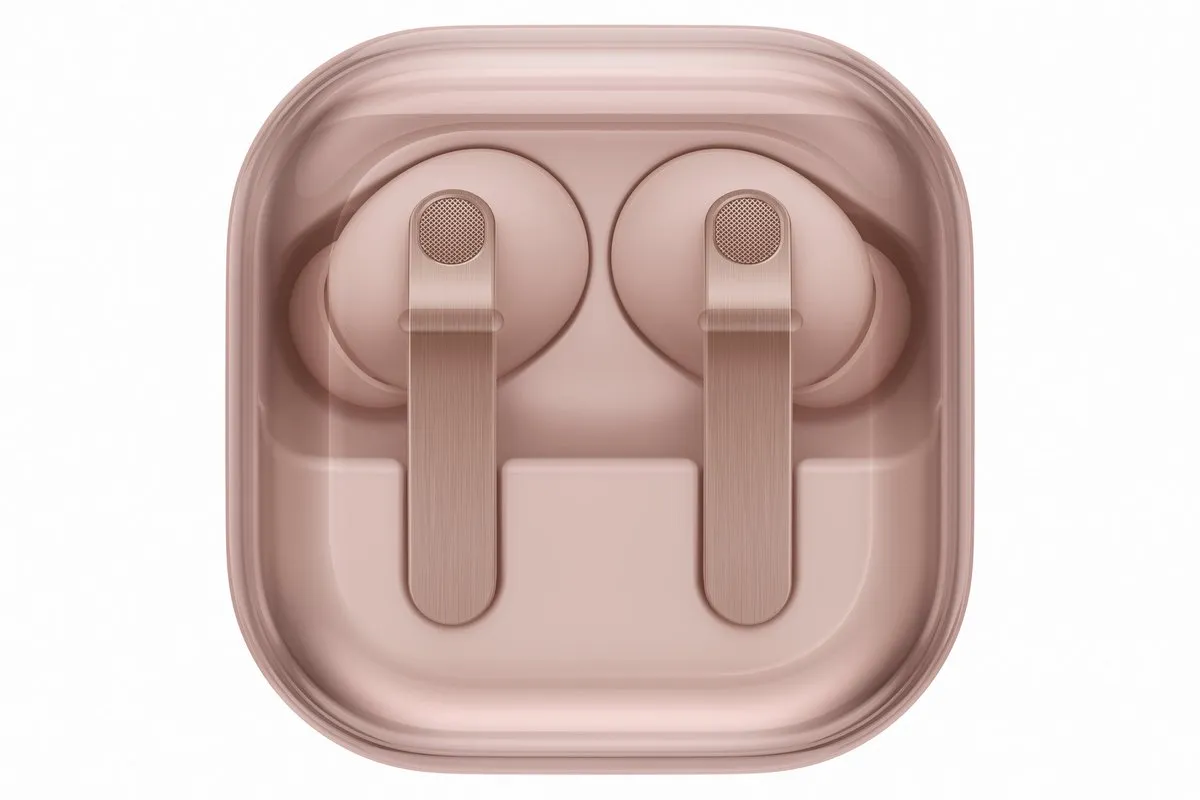 Samsung Galaxy Buds 4 Pro Pink Gold — кейс закрыт