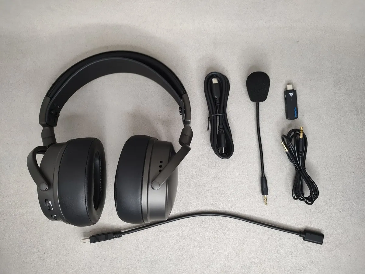 Audeze Maxwell - Лучшие Универсальные Наушники для Игр и Музыки 28 Audeze Maxwell комплектация