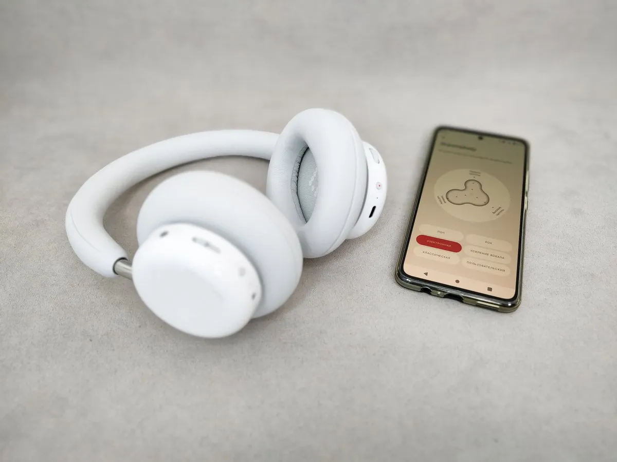 CMF Headphone Pro - ЛУЧШИЕ по Управлению до $200, Вовлекающий Звук и Приятный Дизайн 4 CMF Headphone Pro Улучшение звука