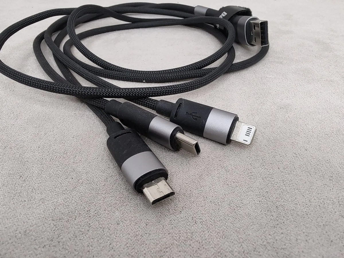 ТОП-10 ЛУЧШИХ USB Кабелей - Рейтинг 15 USB кабель 3 в 1
