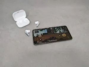 Realme Buds Air 8 Pro - игры