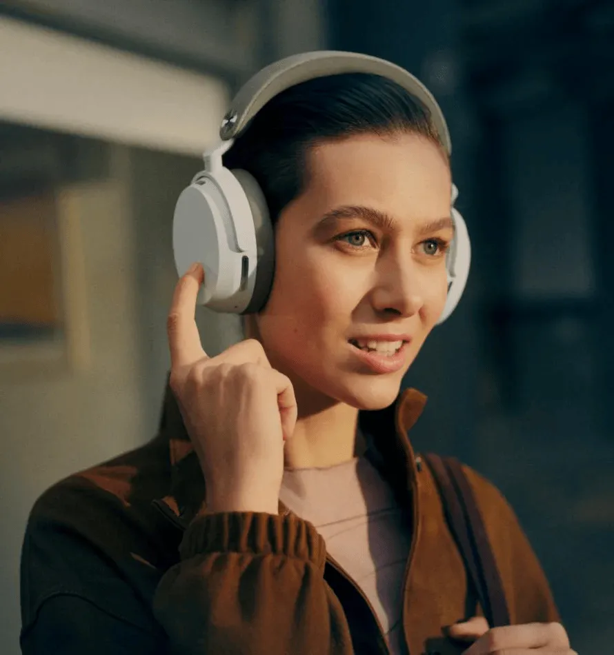 ОНОВЛЕННЯ Легенди Sennheiser MOMENTUM 5 Wireless (2026) vs MOMENTUM 4 (2022) — Що Нового? 2 Sennheiser MOMENTUM 5 Wireless мікрофон