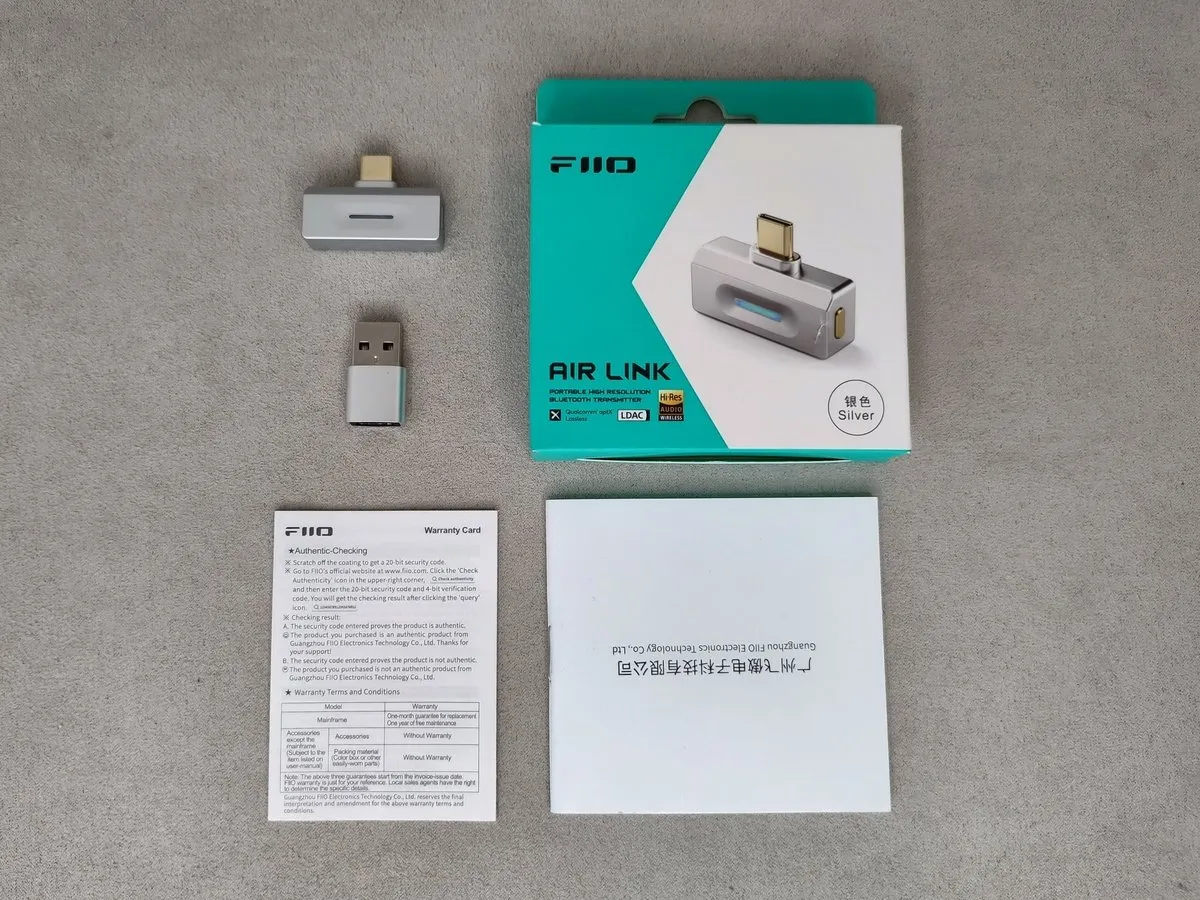 FiiO Air Link - ЛУЧШИЙ Bluetooth Адаптер с LDAC и aptX 18 FiiO Air Link - комплектация