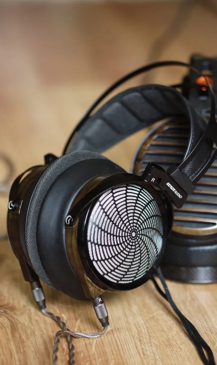 Обзор Sendy Audio Apollo Pro — «Нуарный» Планар с Телесностью Образов и Сабвуферным Инфрабасом за $449 11 img 20260703 104627