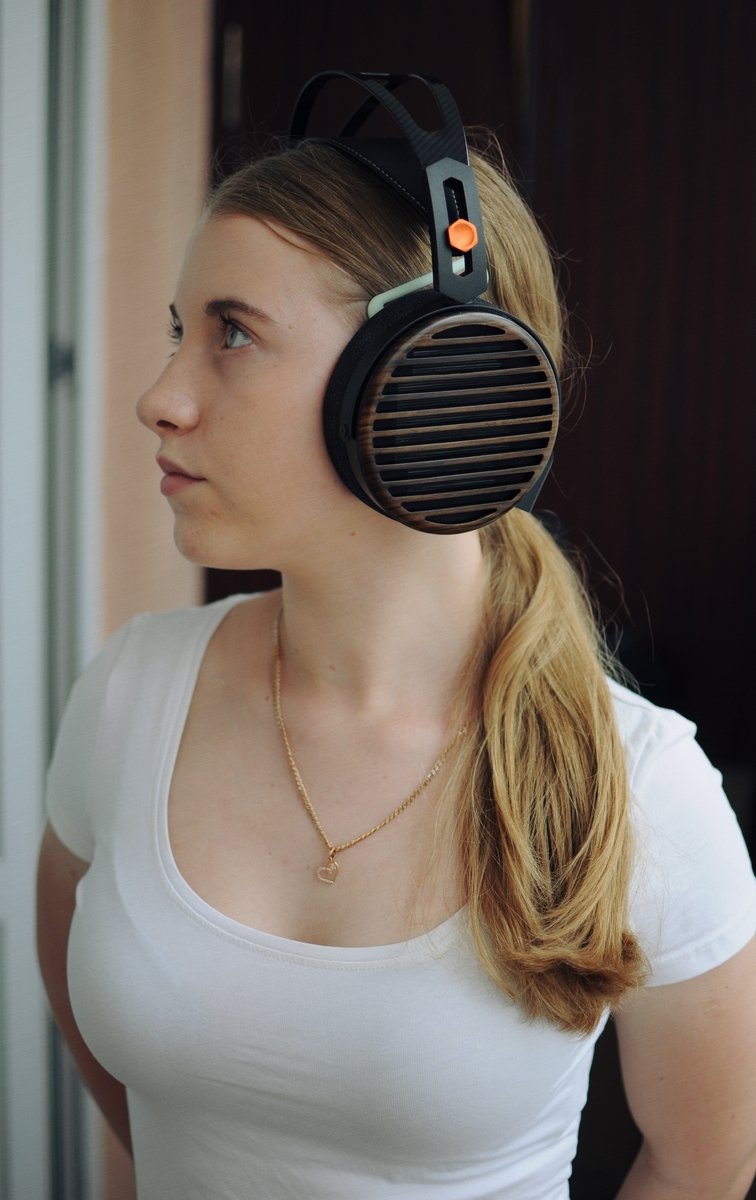 Обзор FiiO FT7 — Величие Размера без Величия Звука: Флагман в Тисках за $700 11 img 20260712 142353
