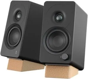 Новые Creative XF1 за ~$194 — Первая Настольная Акустика с Bluetooth 6.0 и LDAC