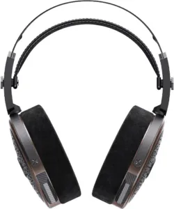 FiiO FT15 — полноразмерные наушники на белом фоне