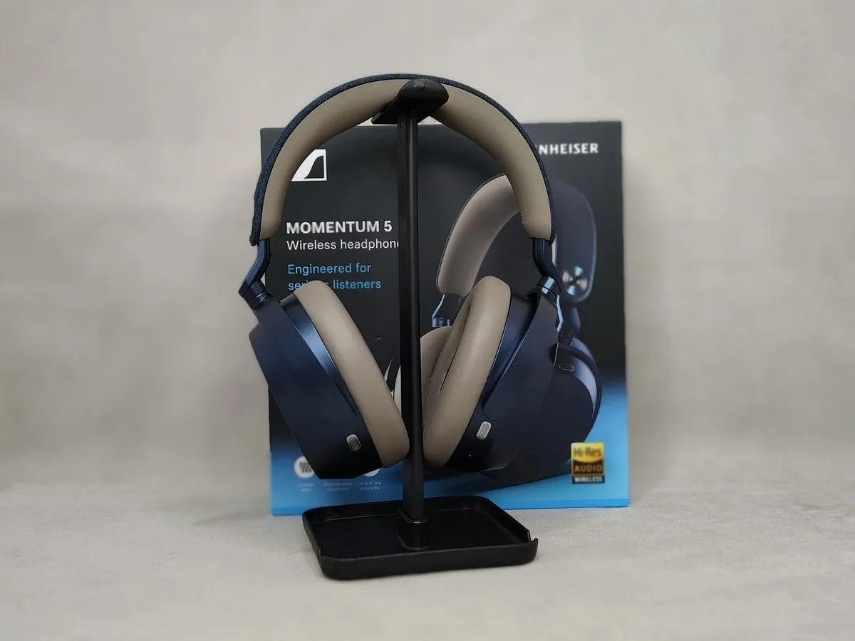 ОБЗОР Sennheiser MOMENTUM 5 Wireless (2026) - ЛУЧШИЙ Звук до $600 18 Sennheiser MOMENTUM 5 Wireless - блютуз наушники